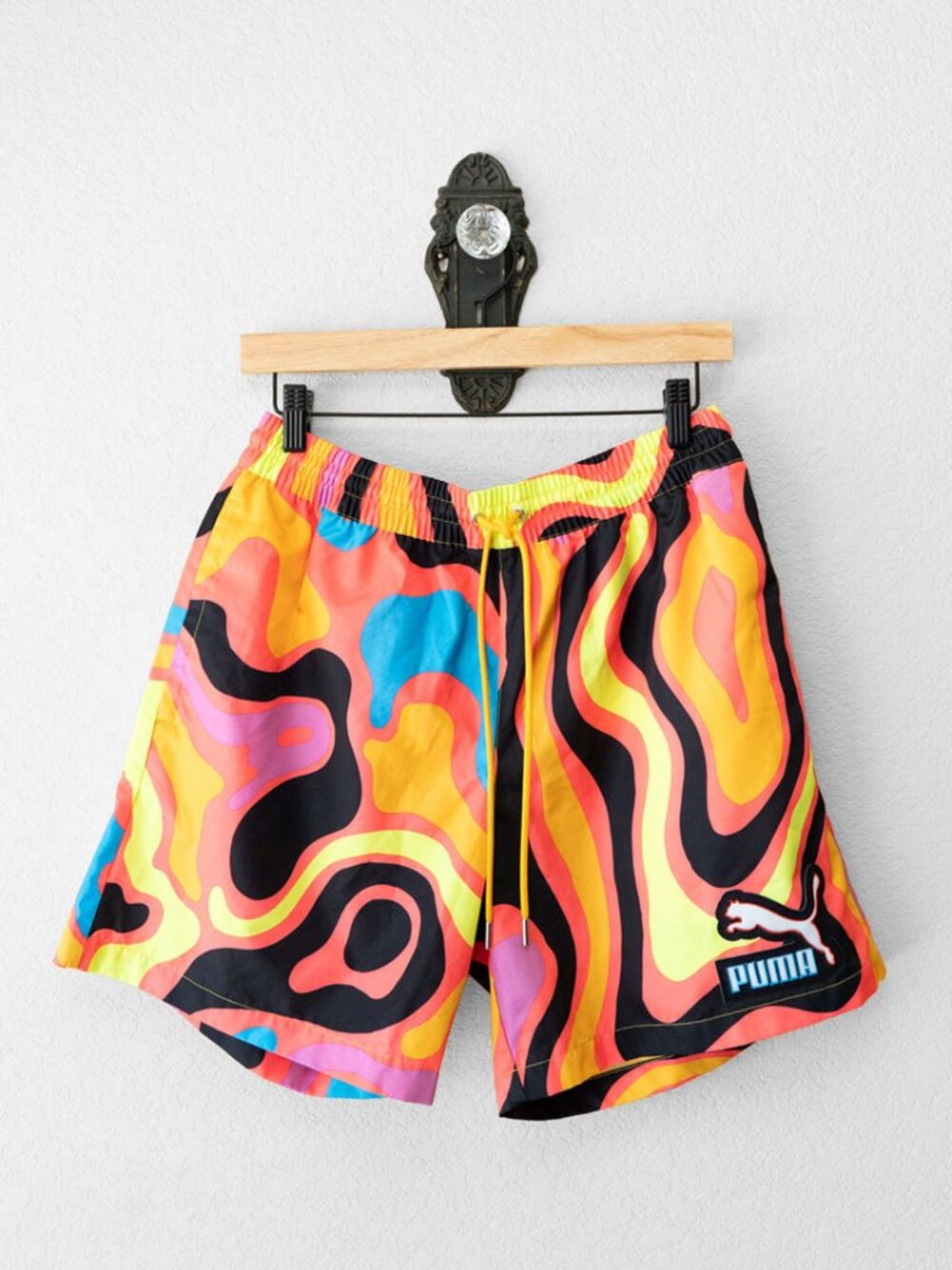 Puma Lava Hot Coral Beach Board Shorts Mens M 6" Psychedelic Swim 538408-01